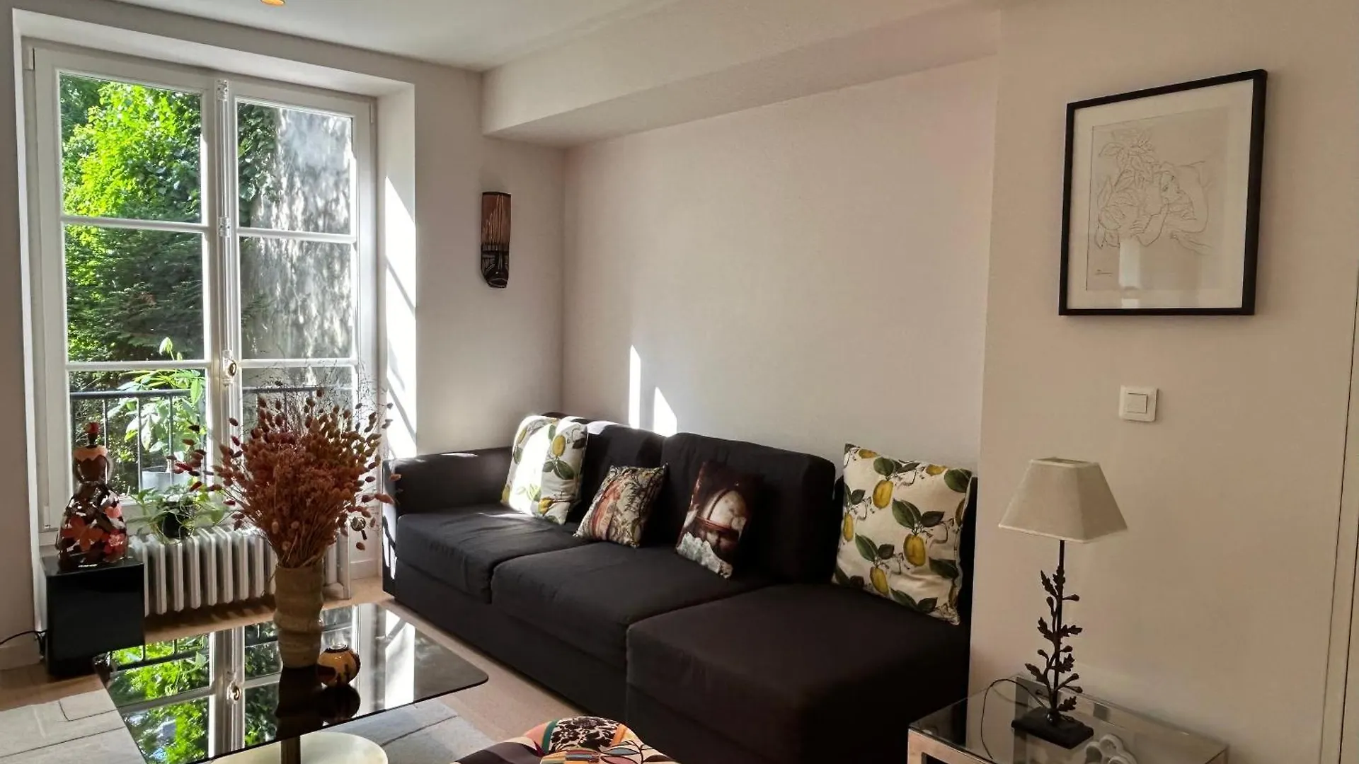 New 100M2 3-Bedroom Flat In Paris 6Th St Germain-Des-Pres France