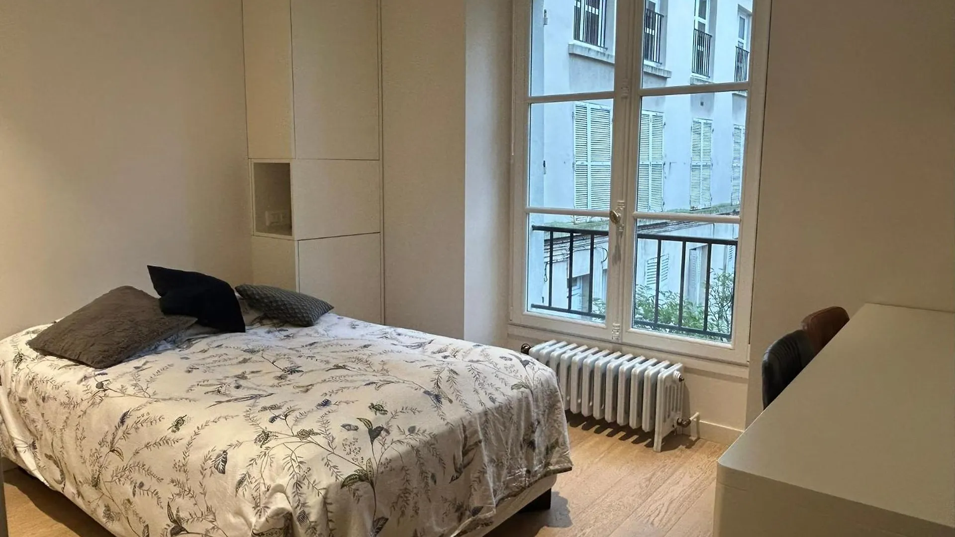 New 100M2 3-Bedroom Flat In Paris 6Th St Germain-Des-Pres Apartment