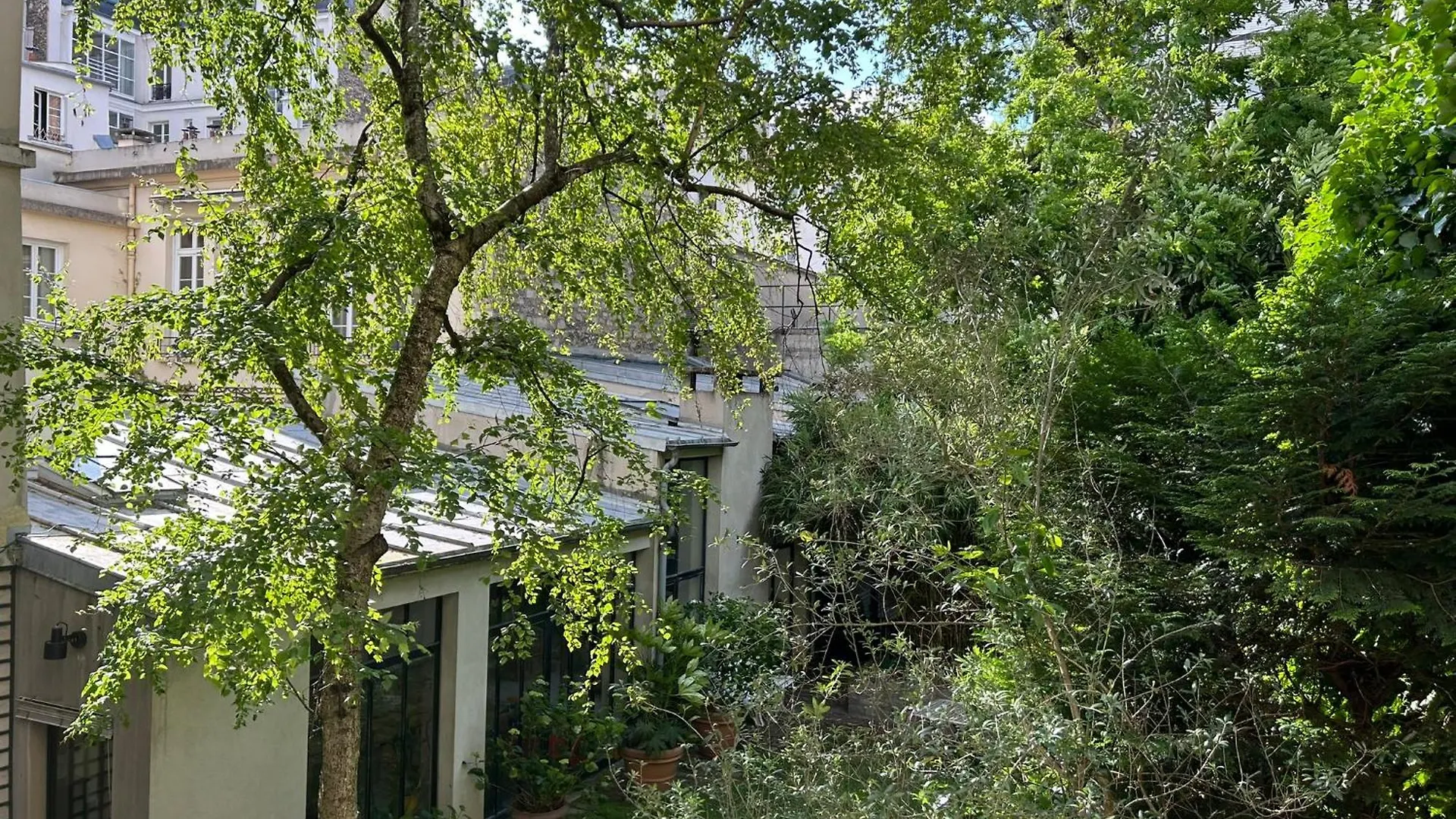 New 100M2 3-Bedroom Flat In Paris 6Th St Germain-Des-Pres