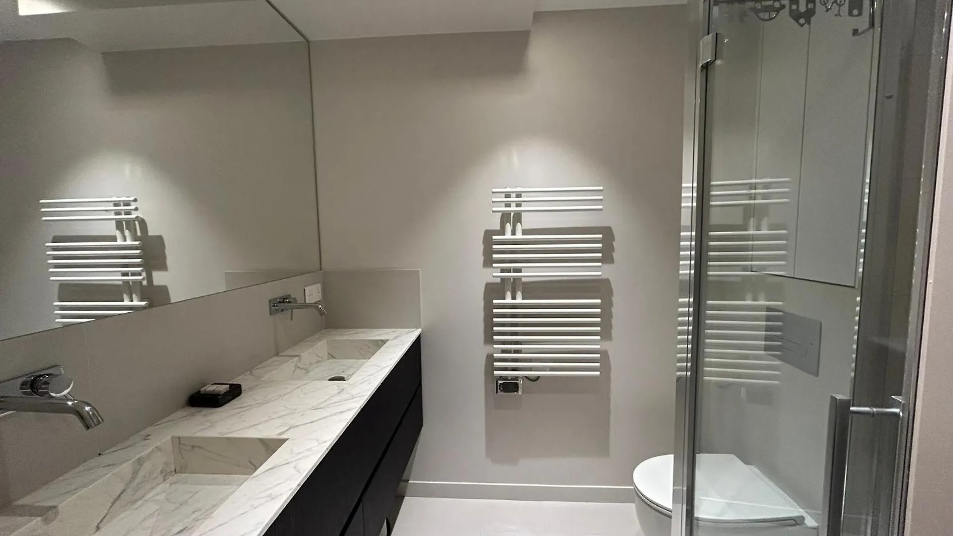 New 100M2 3-Bedroom Flat In Paris 6Th St Germain-Des-Pres 0*,